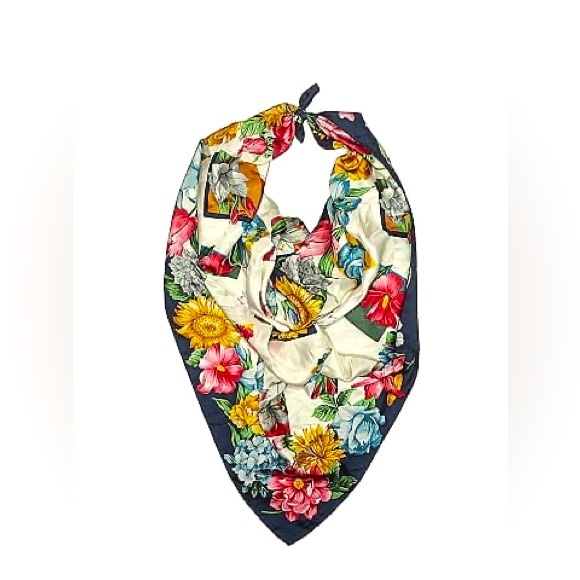 Museum of Fine Arts Boston 100%Pure Silk Scarf Floral 34” x 34” Lily Hortencia - Picture 15 of 15